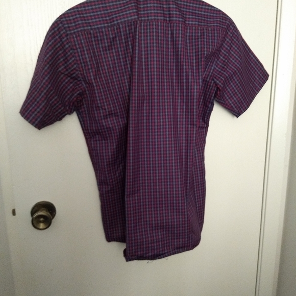 Shirt NWOT 3 for 10 - Picture 2 of 3